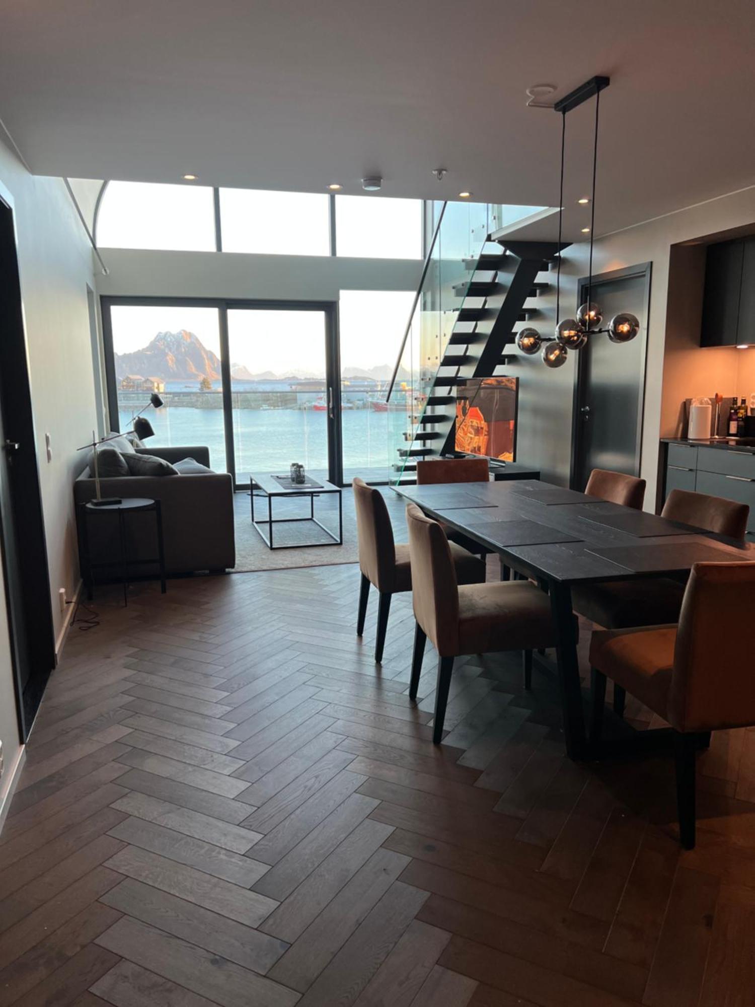 Lofoten Suiteapartments Svolvær Εξωτερικό φωτογραφία