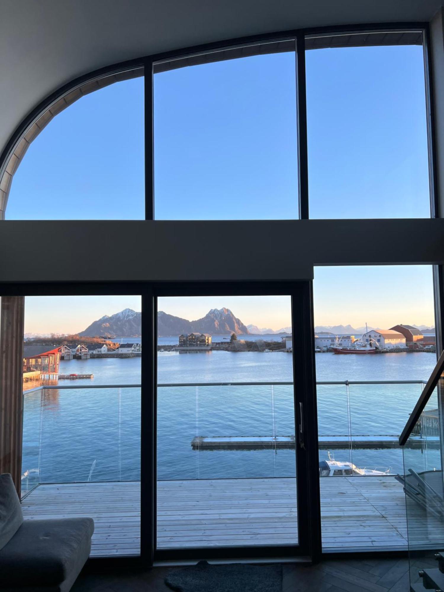 Lofoten Suiteapartments Svolvær Εξωτερικό φωτογραφία